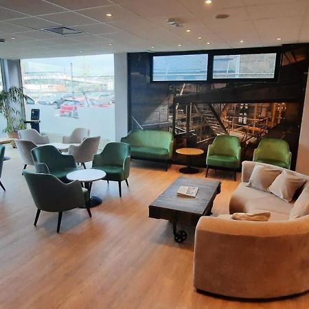 B&B Hotel Mons Gare Екстериор снимка